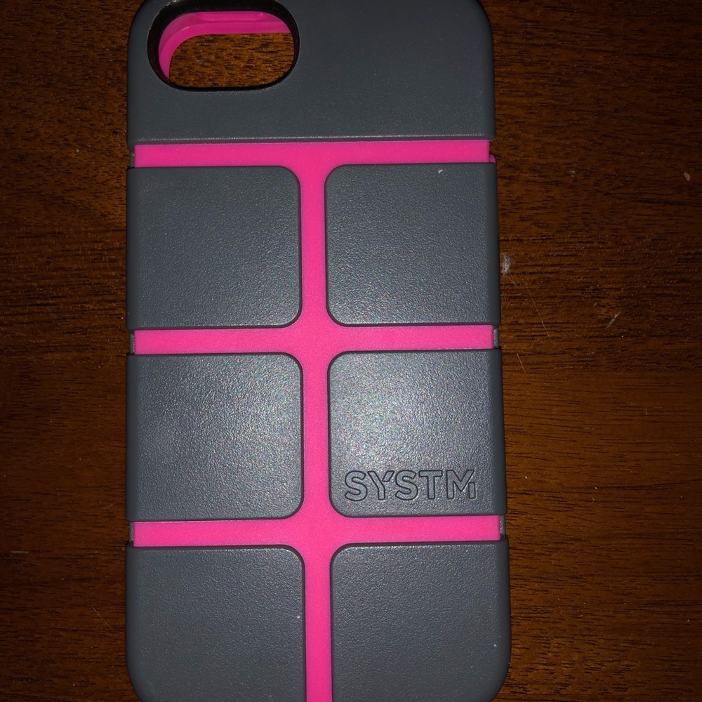 Incase SYSTM Chisel Rugged iPhone SE case